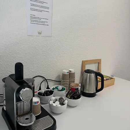 Hotel Lijo, Bei Basel